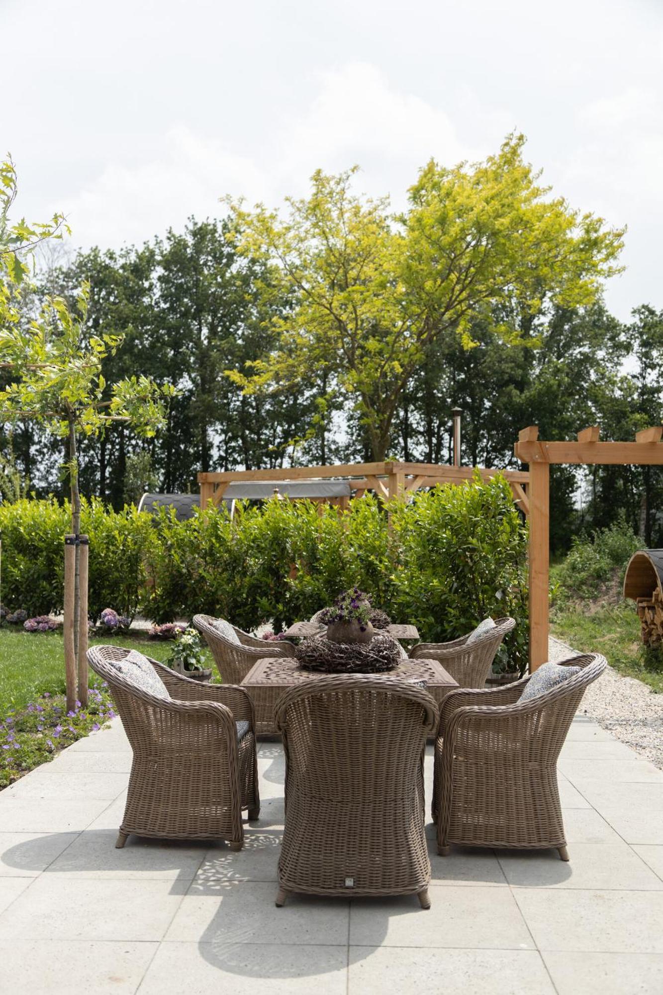 Bed & Breakfast Hoeve Happiness - Ontbijt Inbegrepen - Wellness Aanwezig Voorthuizen Dış mekan fotoğraf