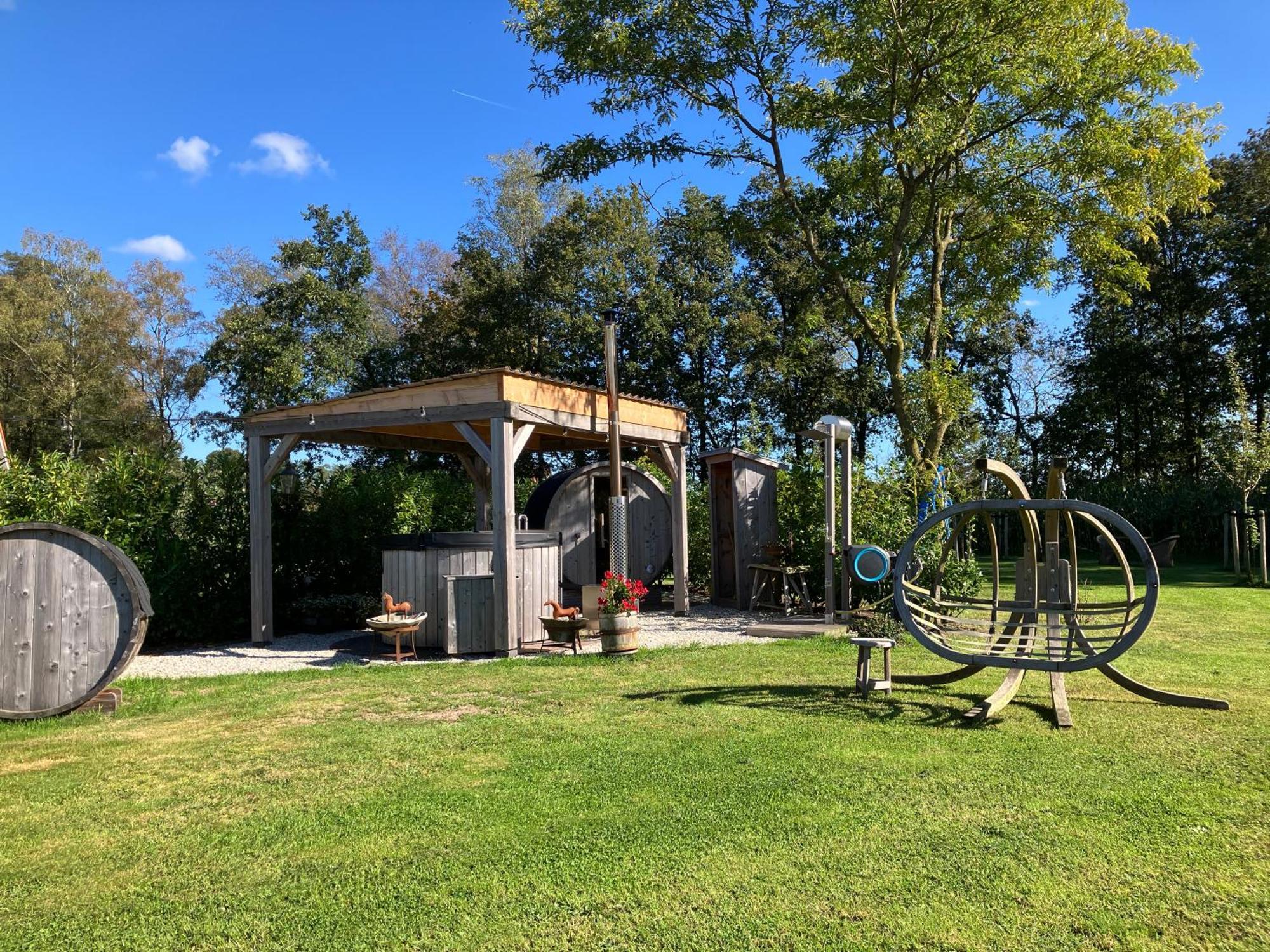 Bed & Breakfast Hoeve Happiness - Ontbijt Inbegrepen - Wellness Aanwezig Voorthuizen Dış mekan fotoğraf