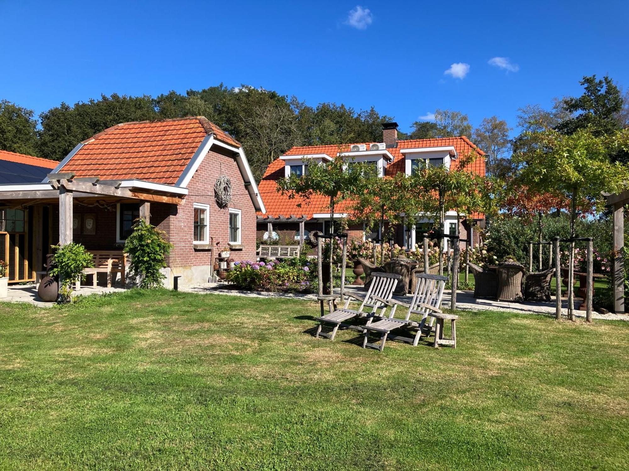 Bed & Breakfast Hoeve Happiness - Ontbijt Inbegrepen - Wellness Aanwezig Voorthuizen Dış mekan fotoğraf